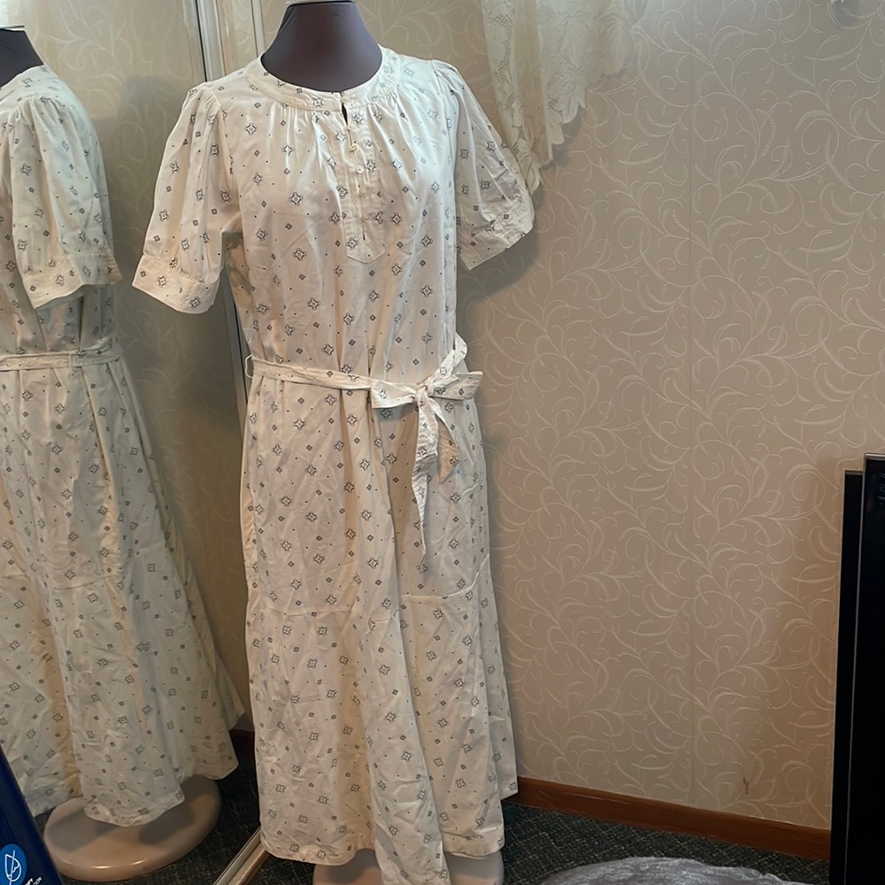 BNWT women’s summer loft dress size 10